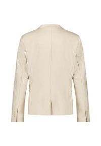 Beige taillierter Blazer aus glattem Stoff mit Reverskragen, langen Ärmeln und einem Rückenventil für Bewegungsfreiheit.
