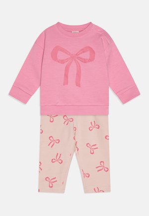 BOW SET - Mikina - pink