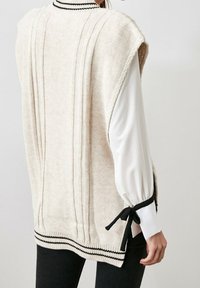 Trendyol Sweter