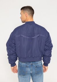 Bombers IWAKI UNISEX niebieski