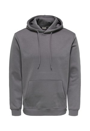 Hall hall kapuutsiga pusa esikülje kängurutasku, paelade, soonikkoes mansettide ja soonikkoes äärega, valgel taustal.