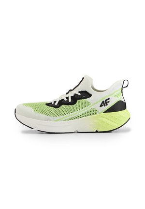 4F, - Buty treningowe