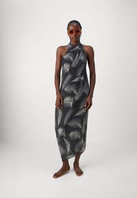 Pieces PCBANINNA SARONG - Complementos de playa - black onyx