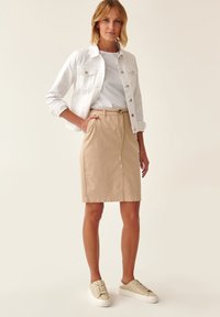 TATUUM HINOKI - Puzdrová sukňa - beige