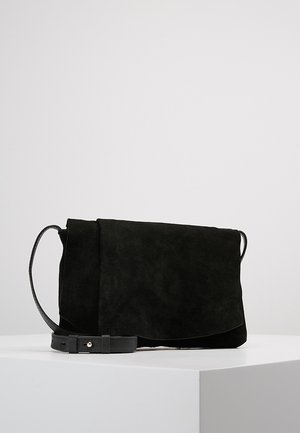 mint&berry Skuldertasker - black