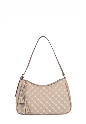Beige Handtasche mit weißem Blattmuster, ein Schulterriemen, Quasten-Detail und kleinem goldenen Logo vorne in der Mitte.