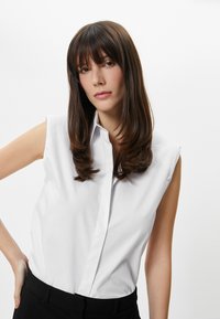 Koton CLASSIC NECK BUTTONED - Camicia - off white