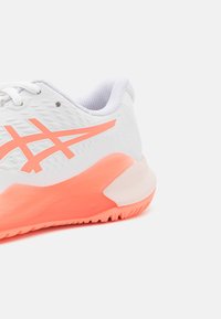 ASICS GEL-CHALLENGER 14 - Tenisice za sve terene - white/coral