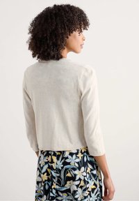 Thumbnail Image 3