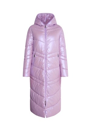 Cappotto lungo puffer lavanda con cappuccio, finitura lucida, cuciture a cerniera, zip frontale e tasche laterali.