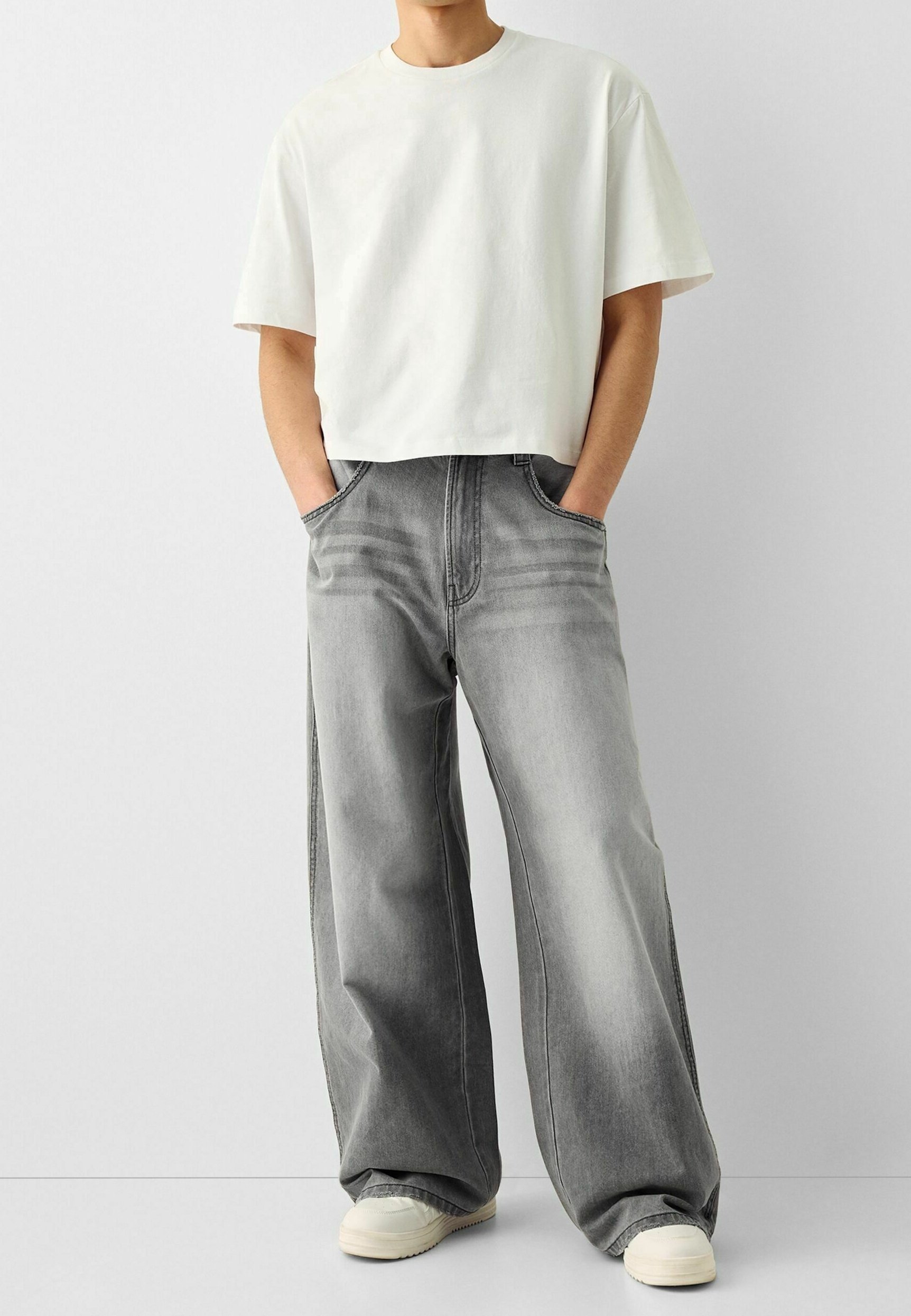 ☆ドイツ発*BERSHKA*新作*ローライズストレートデニム/GREY☆ Bershka Bootcut jeans - mottled dark grey - (Pre-owned