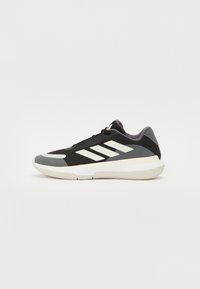 Non sélectionné, core black/orbit grey/grey strata
