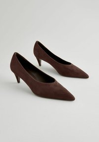 Next FOREVER COMFORT- REGULAR FIT - Klassikalised kontsakingad - chocolate brown