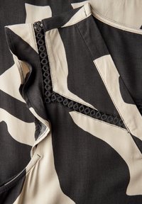 Street One GEMUSTERTES - Vardagsklänning - grau