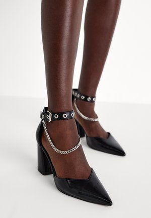 Even&Odd Wide Fit Szpilki