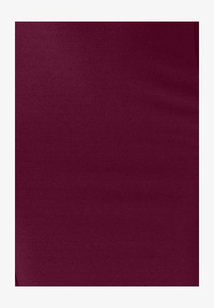 Bordowy materiał o gładkiej fakturze, z jednolitym kolorem i subtelnym połyskiem, bez widocznych wzorów ani dodatkowych detali.