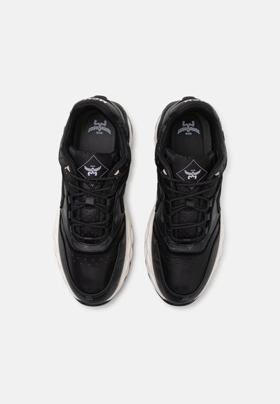 MCM SKYWANDER  - Sportcipő - black