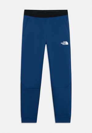 Pantalons de sport bleus avec une ceinture noire. Comprend deux poches latérales et un logo blanc sur la cuisse supérieure. Texture de tissu lisse.