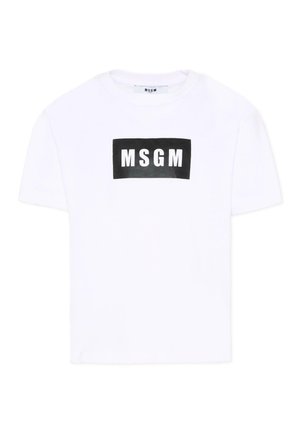 Wit T-shirt met korte mouwen met een zwart rechthoekig logo, gecentreerd op de borst met de tekst "MSGM" in witte hoofdletters.