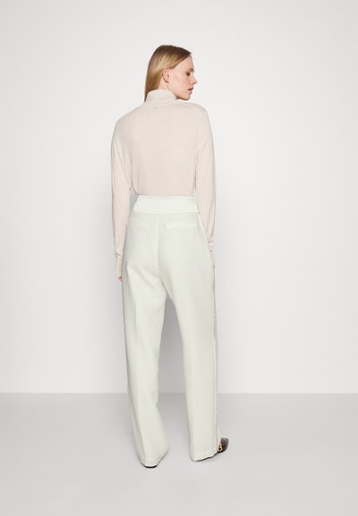 Halston KARTER WEDDING PANT - Παντελόνι - chalk