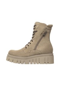 Bottines en suède beige avec une semelle plateforme épaisse, un laçage à l'avant et une fermeture éclair sur le côté pour un enfilage facile. Bout rond et détail de semelle côtelée.