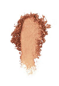 Polvere bronzer in un caldo beige sabbia con una sottile luminosità, sbriciolata e leggermente granulosa, caratterizzata da una texture morbida e liscia e un finish leggermente opaco.