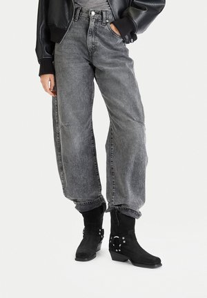 - Botki kowbojki i motocyklowe