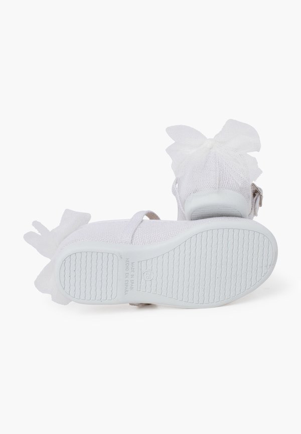 MERCEDITAS CEREMONIA – Riemchenballerina – blanco