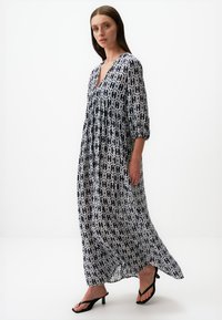 Jimmy Key SLEEVE V NECK PATTERNED - Robe longue - black