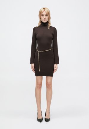 Φόρεμα-πουλόβερ - chocolate