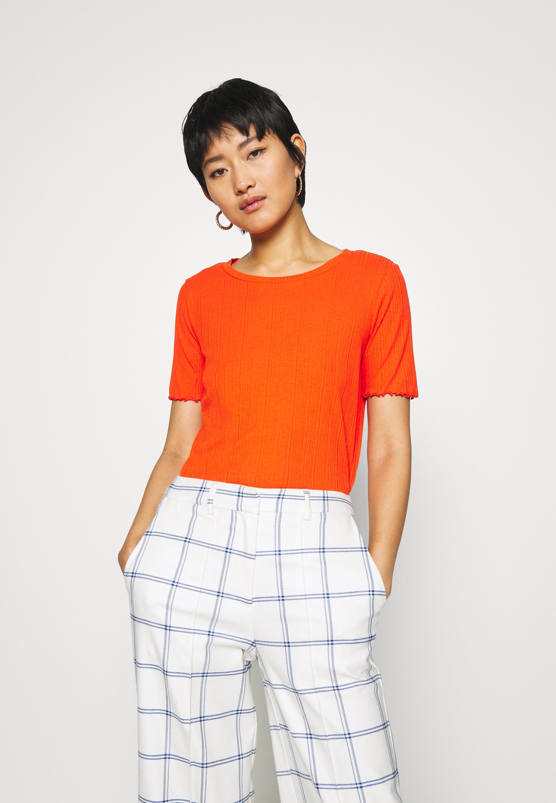 Oransje T skjorter & topper | Dame | Nye overdeler på Zalando Oransje T skjorter & topper | Dame | Nye overdeler på Zalando