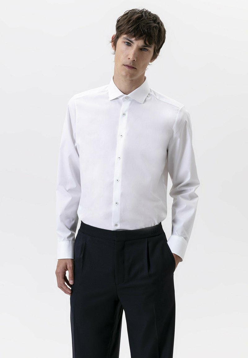 OLYMP Level Five BODY FIT Formal shirt weiß/white Zalando.de
