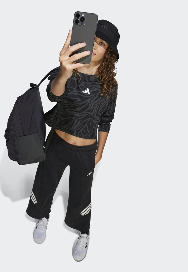 FUTURE ICONS CROPPED - Sweatshirt4