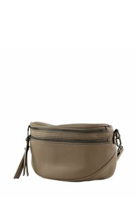 Sac bandoulière en cuir marron avec deux compartiments zippés, forme incurvée, surface texturée et un ornement à pampilles sur un côté.