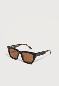 Unselected, tortoise brown