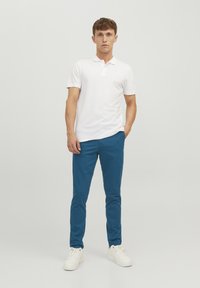 Jack & Jones JPSTMARCO NOOS - Chinos - sailor blue