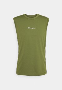 Canotta atletica verde oliva senza maniche con colletto rotondo e piccolo logo bianco "Champion" centrato sul petto.