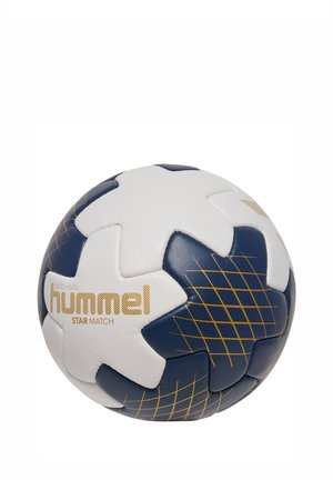 Hvid og mørkeblå fodbold med guldnetmønstre og "hummel star match" tekst på hvide stjerneformede paneler.
