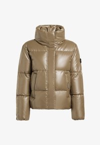 Unselected, cane brown