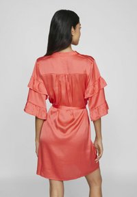 VILA KURZ KURZARM - Blousejurk - poppy red