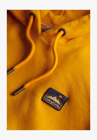 Non selezionato, saffron yellow