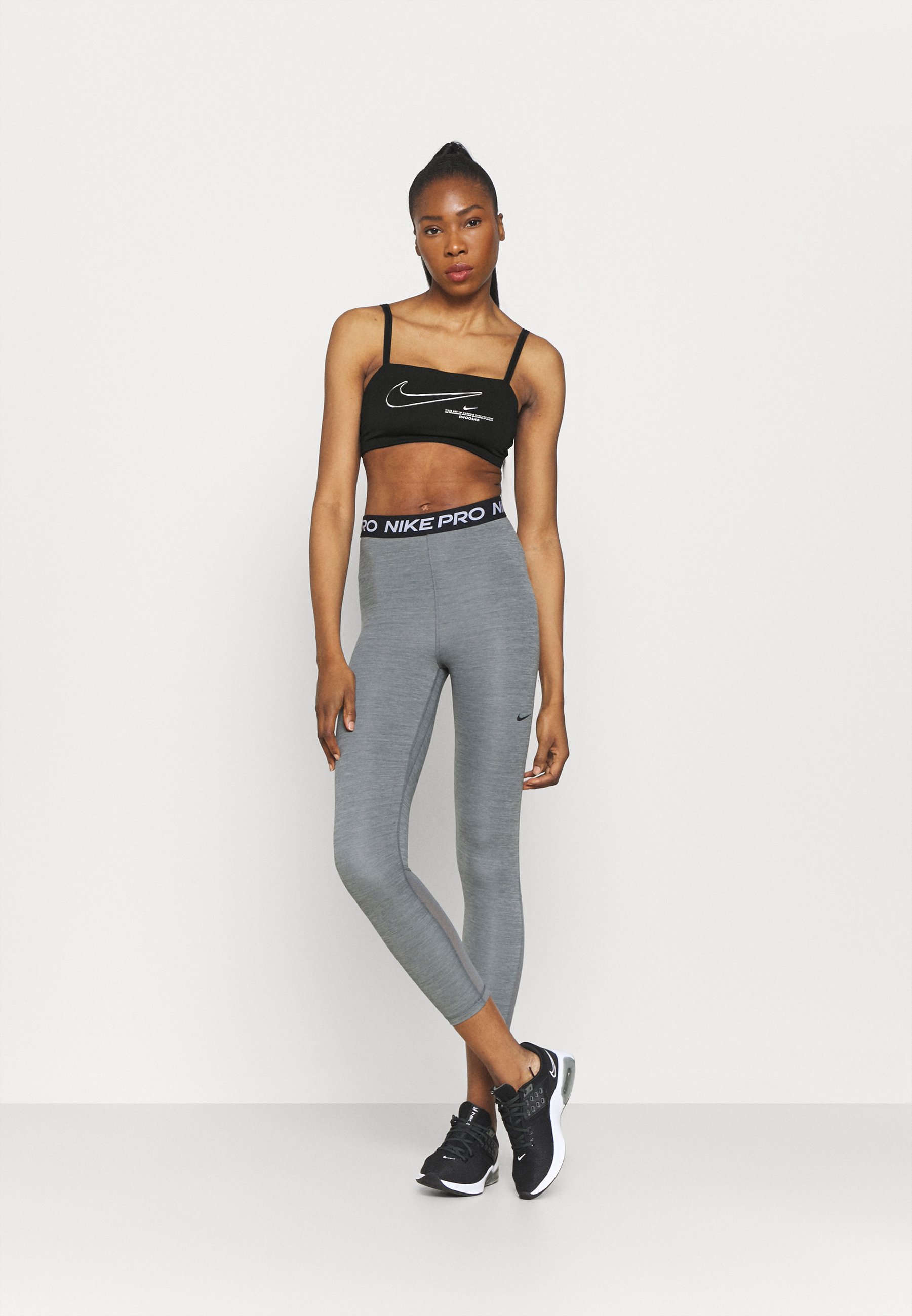Nike Performance INDY PACK BRA - Reggiseno sportivo con sostegno leggero -  black/white/nero - Zalando.it
