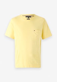 ESSENTIAL SOLID POCKET TEE - Paprasti marškinėliai - citronella
