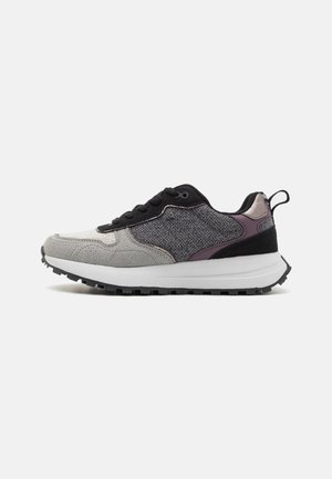 Sneakers - dark grey