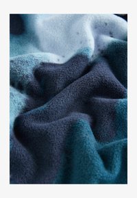 Niet geselecteerd, blue camo spray