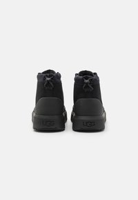 UGG NEUMEL UNISEX - Členkové šnurovacie čižmy - black