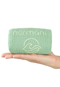 Normani Bademantel - grün