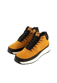 Scarpe da trekking marroni e nere con esterno in pelle liscia, punta rotonda, colletto imbottito e suola multi-testurizzata. Presentano lacci neri e logo sul lato.