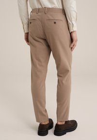 WE Fashion THE FLEX SUIT - Hlače za moške obleke - brown
