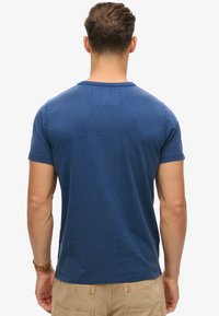 Superdry & Co VINTAGE ATHLETIC SHORT SLEEVE - Print T-shirt - supermarine navy